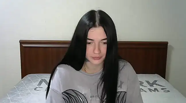 Snapshot of Liana_diva chatting on 03/22/25, 07:42 Liana diva online show from 03/22/25, 07:42