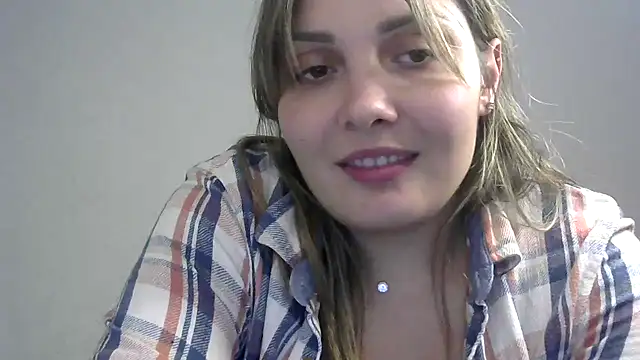 Snapshot of Iskor_ka chatting on 01/10/25, 06:17 Iskor ka online show from 01/10/25, 06:17