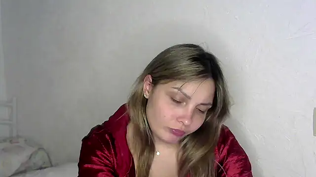 Snapshot of Iskor_ka chatting on 02/06/25, 06:02 Iskor ka online show from 02/06/25, 06:02