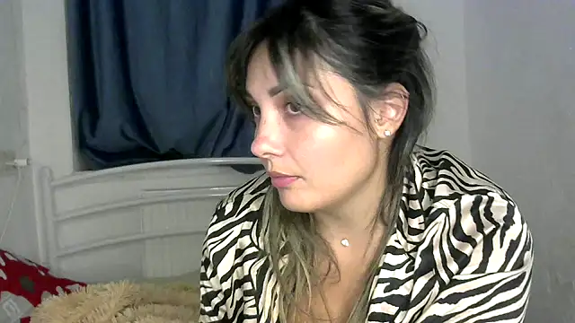 Snapshot of Iskor_ka chatting on 10/16/25, 08:10 Iskor ka online show from 10/16/25, 08:10