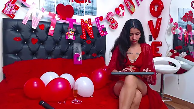 Snapshot of conni_f00x chatting on 02/16/26, 01:13 conni f00x online show from 02/16/26, 01:13