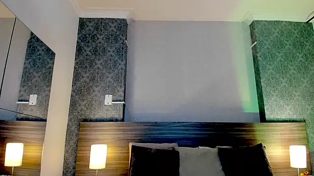 Mistyca online show from 10/21/25, 11:00