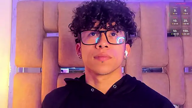 AkazaBoy  online show from 02/22/26, 04:24