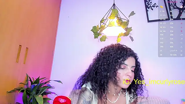 CurlyRose   online show from 03/21/25, 09:34