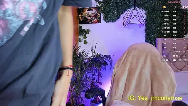 CurlyRose   online show from 09/18/25, 09:50