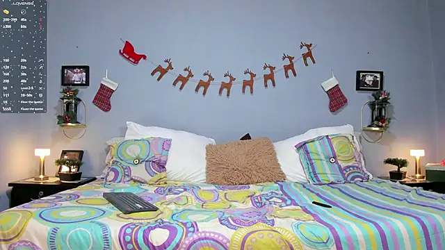 Snapshot of ETHAN_ADAM chatting on 12/28/24, 12:26 ETHAN ADAM online show from 12/28/24, 12:26