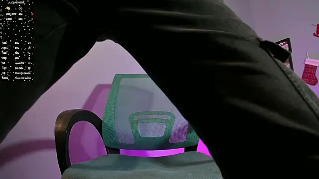 Snapshot of ETHAN_ADAM chatting on 12/28/24, 11:48 ETHAN ADAM online show from 12/28/24, 11:48