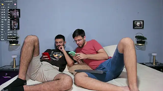 Snapshot of ETHAN_ADAM chatting on 01/11/25, 01:16 ETHAN ADAM online show from 01/11/25, 01:16