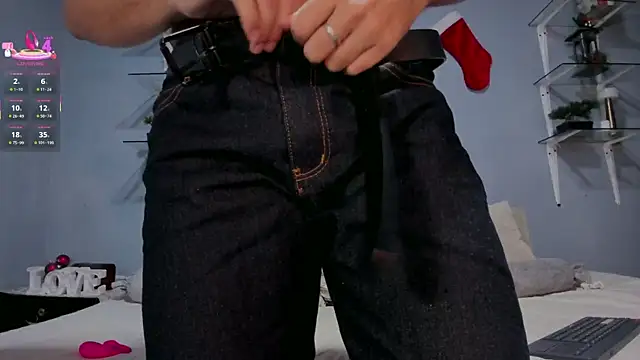 Snapshot of ETHAN_ADAM chatting on 12/22/25, 10:18 ETHAN ADAM online show from 12/22/25, 10:18