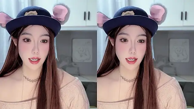 Snapshot of Natasha520 chatting on 02/05/25, 05:42 Natasha520 online show from 02/05/25, 05:42