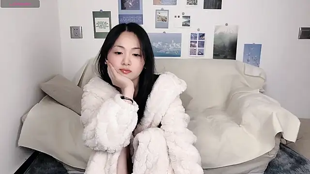 LiLiYbaby online show from 12/30/24, 02:08