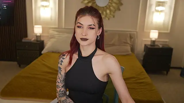 Magnetic Mia  online show from 03/26/26, 01:01