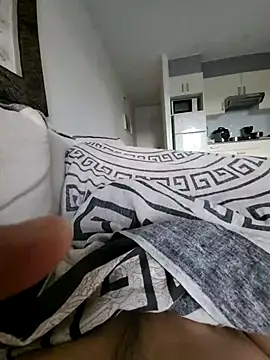 omarito100 online show from 10/14/25, 07:09