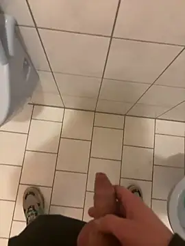 daubine46 online show from 02/16/26, 05:42