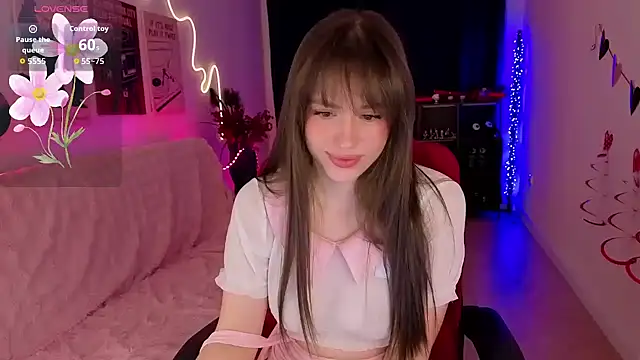Emillias online show from 05/23/26, 07:13