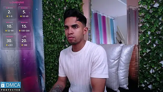 floriamANDjazmin online show from 02/03/25, 06:39