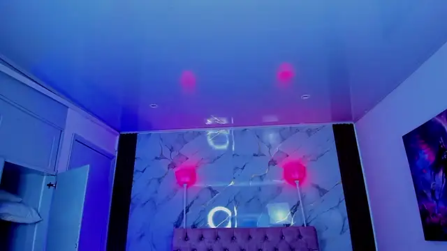 AuroraDiaz online show from 02/03/26, 07:19