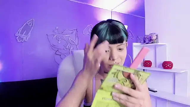 Snapshot of AuroraDiaz chatting on 03/09/26, 11:36 AuroraDiaz online show from 03/09/26, 11:36