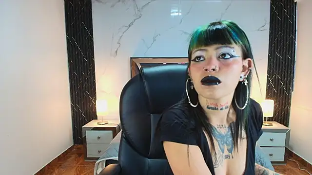 Snapshot of AuroraDiaz chatting on 03/14/26, 11:37 AuroraDiaz online show from 03/14/26, 11:37