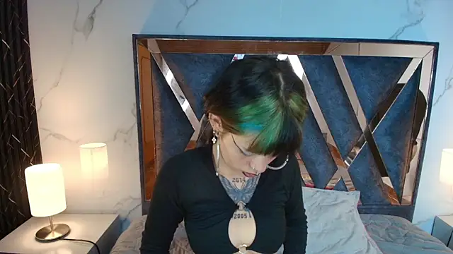 Snapshot of AuroraDiaz chatting on 03/17/26, 11:46 AuroraDiaz online show from 03/17/26, 11:46