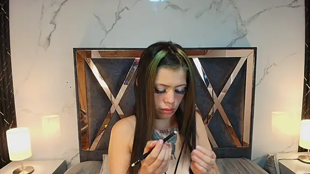 Snapshot of AuroraDiaz chatting on 04/03/26, 11:41 AuroraDiaz online show from 04/03/26, 11:41