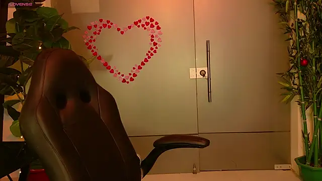 SamanthaPierce online show from 04/19/26, 05:29