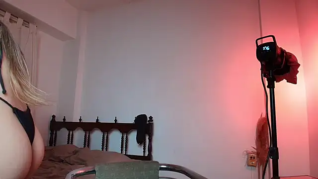 Snapshot of SailorxSindy chatting on 01/10/26, 07:48 SailorxSindy online show from 01/10/26, 07:48