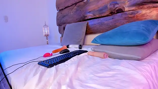 AssQueen18 online show from 03/05/25, 03:29