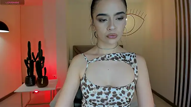 AlanaCraft online show from 03/21/25, 03:55