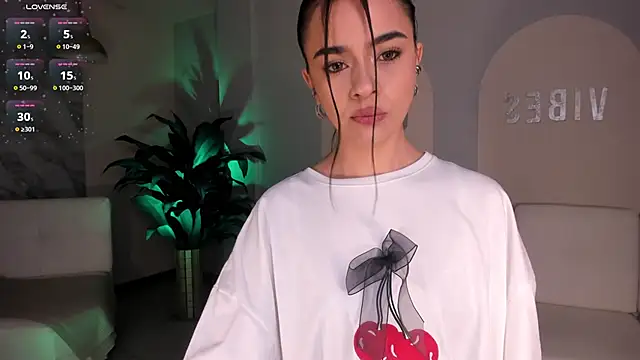 AlanaCraft online show from 09/16/25, 12:06