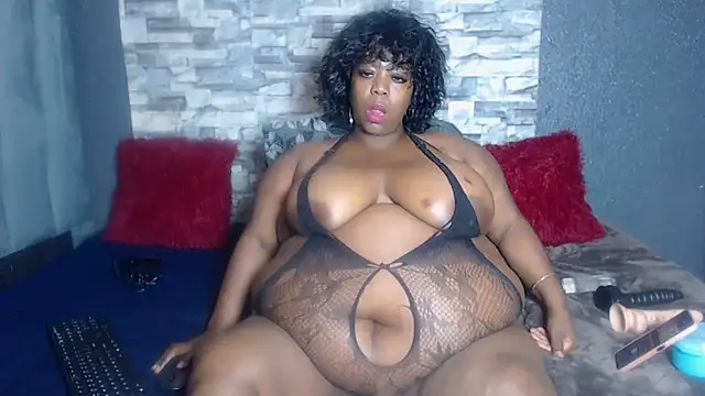 Snapshot of BustyWendyXXX47 chatting on 06/21/26, 01:52 BustyWendyXXX47 online show from 06/21/26, 01:52