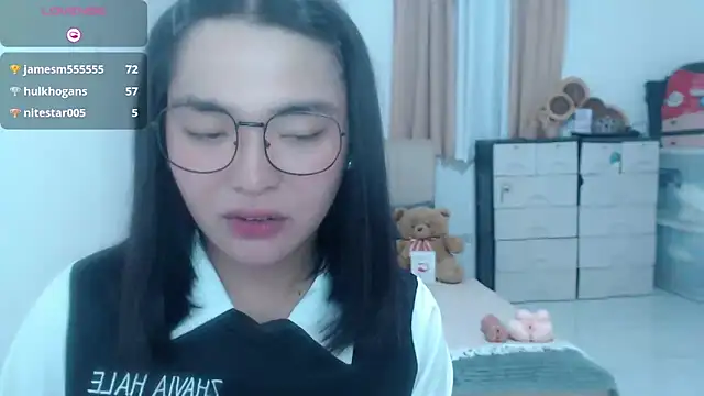 zhaviahale21 online show from 07/20/26, 06:43