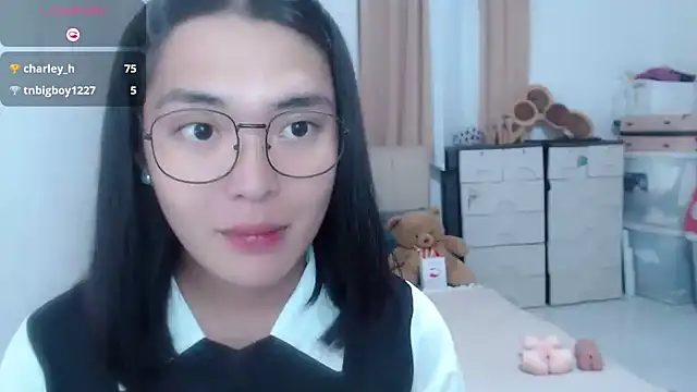 zhaviahale21 online show from 07/28/26, 03:32