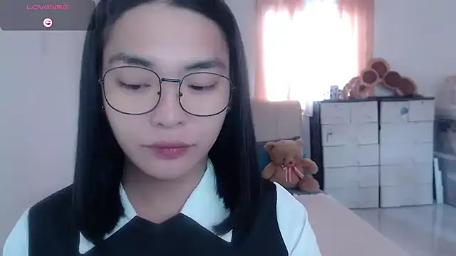 zhaviahale21 online show from 08/05/26, 04:37