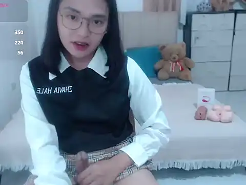 zhaviahale21 online show from 08/05/26, 04:43