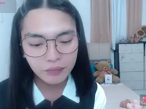 zhaviahale21 online show from 08/08/26, 07:27