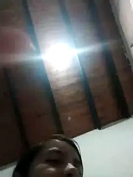 Snapshot of lisseth chatting on 12/19/24, 01:28 lisseth online show from 12/19/24, 01:28