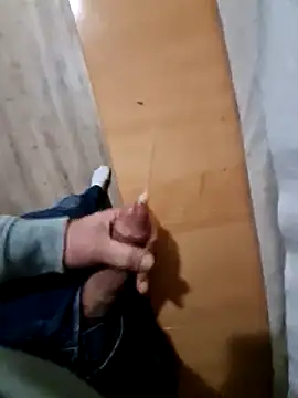 Cem-aus-Nrw-Krefeld online show from 01/13/25, 10:35