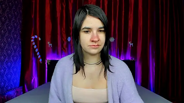  Polly Love  online show from 02/03/26, 07:57