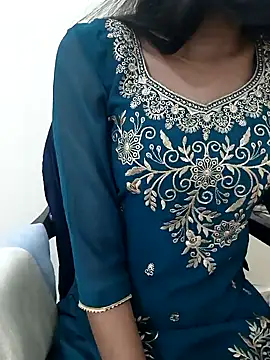 Snapshot of Aradhna_cute chatting on 01/17/25, 07:08 Aradhna cute online show from 01/17/25, 07:08