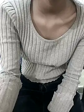 Snapshot of Aradhna_cute chatting on 01/18/25, 11:43 Aradhna cute online show from 01/18/25, 11:43