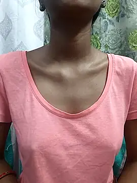 Snapshot of Aradhna_cute chatting on 02/07/25, 02:50 Aradhna cute online show from 02/07/25, 02:50