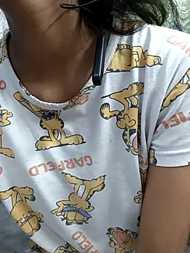 Snapshot of Aradhna_cute chatting on 02/11/25, 03:50 Aradhna cute online show from 02/11/25, 03:50