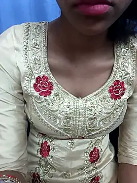 Snapshot of Aradhna_cute chatting on 02/26/25, 05:09 Aradhna cute online show from 02/26/25, 05:09