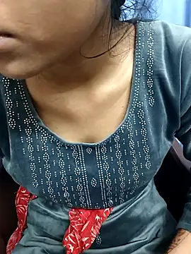 Snapshot of Aradhna_cute chatting on 03/03/25, 09:33 Aradhna cute online show from 03/03/25, 09:33