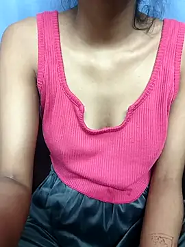 Snapshot of Aradhna_cute chatting on 03/06/25, 04:52 Aradhna cute online show from 03/06/25, 04:52