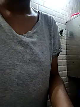 Snapshot of Aradhna_cute chatting on 03/08/25, 03:56 Aradhna cute online show from 03/08/25, 03:56