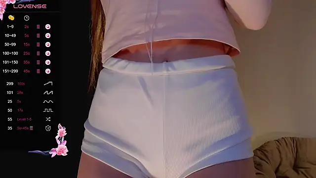 Lili Roze  online show from 02/25/25, 09:46