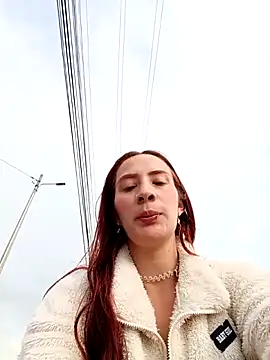 SAMANTHA-16  online show from 03/31/26, 12:05