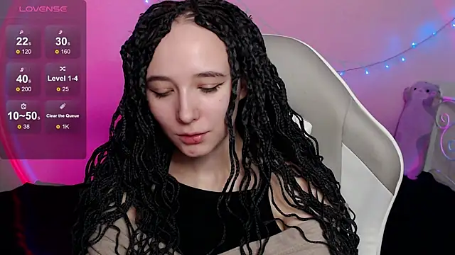 Snapshot of Robin_yourss chatting on 01/21/25, 06:12 Robin yourss online show from 01/21/25, 06:12